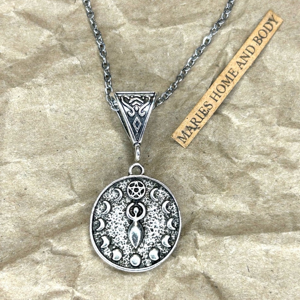 Necklace Full moon phases lunar luna Goddess Pentagram Star Jewelry New